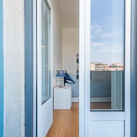 Guestready - Modern In Downtown Apartment Porto