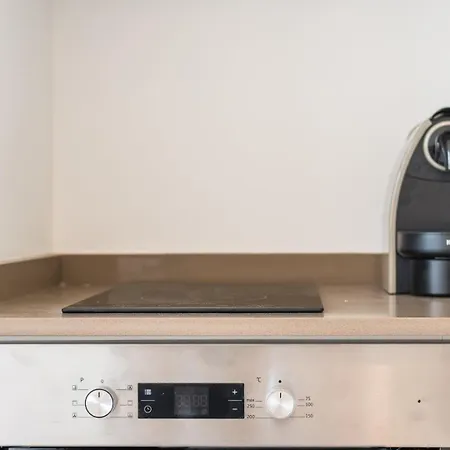 Guestready - Modern In Downtown Apartment